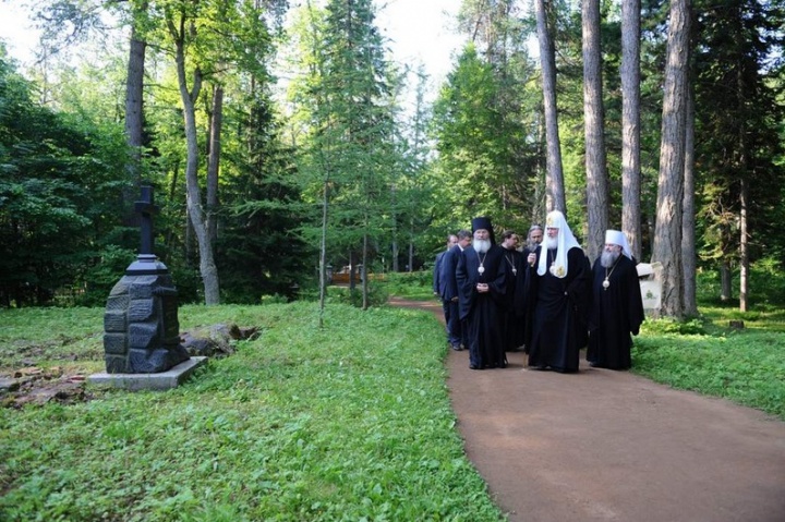 Предстоятель Русской Церкви прибыл на Валаам, 2010