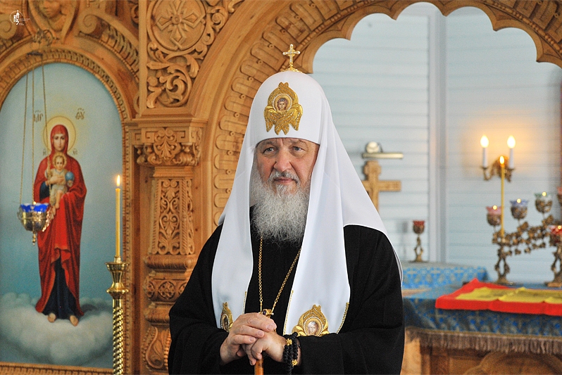 Входя под своды храма, столетие которого мы сегодня отмечаем, чувствуешь намоленность, несмотря на то, что храм десятилетиями был в запустении