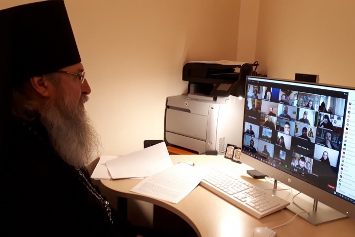 О присутствии монашествующих в социальных сетях