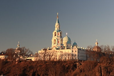 Вид на монастырь