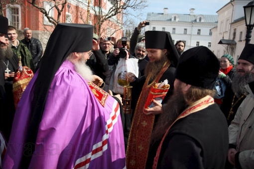 Встреча благодатного огня