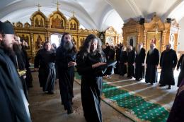 Инок и монах: "Явит их способными и достойными такового жития". 