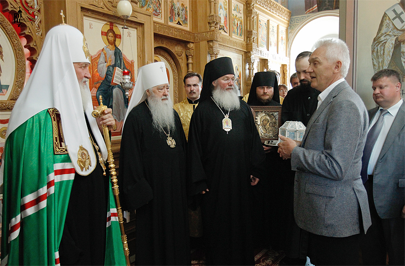 Каждый визит Его Святейшества в Валаамскую обитель дает результат: это, прежде всего, духовная помощь и поддержка насельникам монастыря, возможность слышать слово Божие непосредственно из уст Священноигумена.