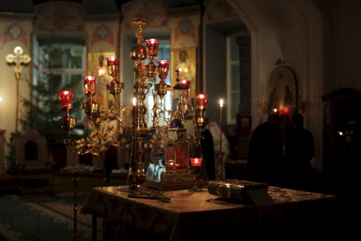 Престол алтаря собора