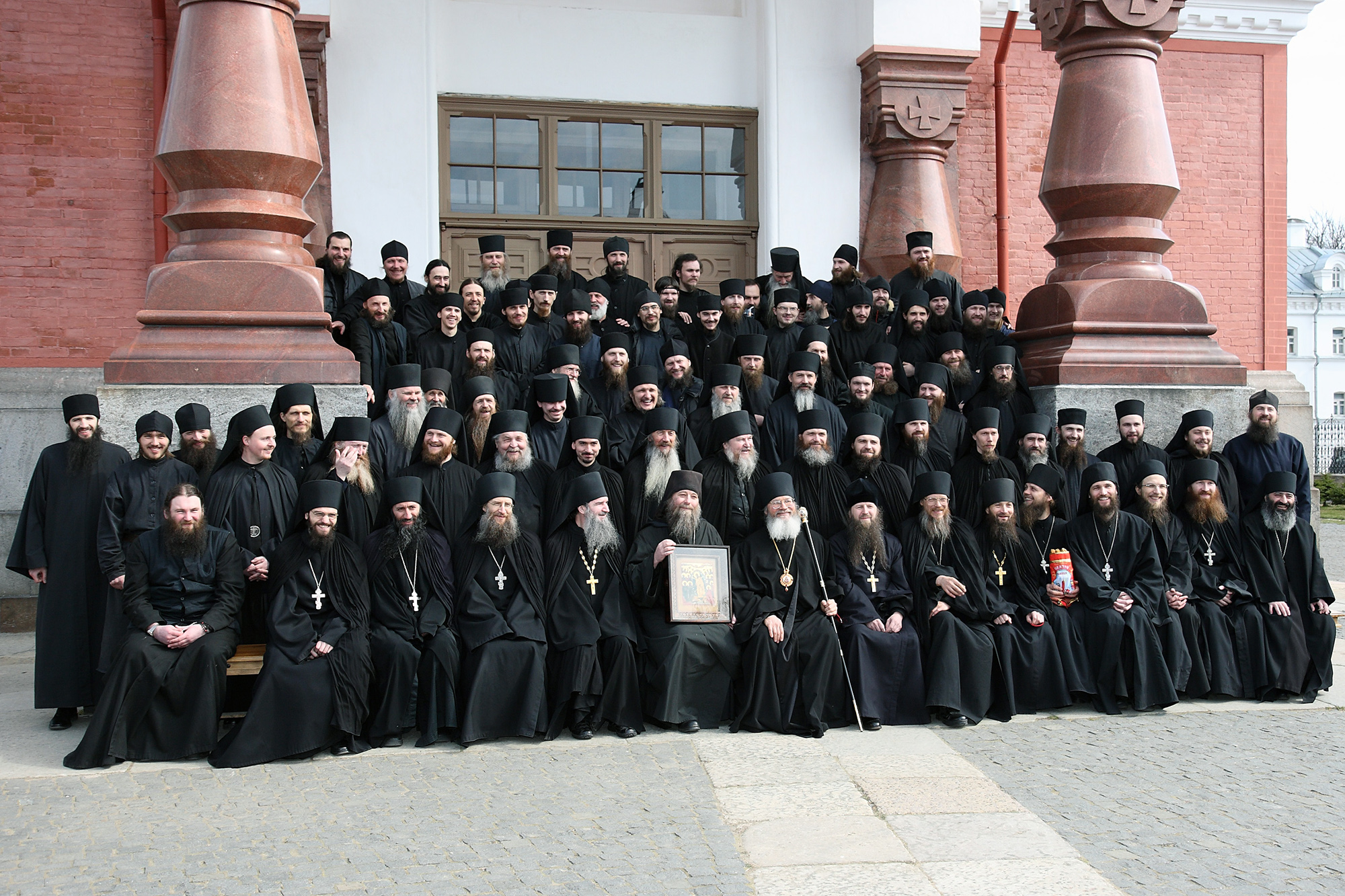 Братия Валаамского монастыря на Пасху 2008 года