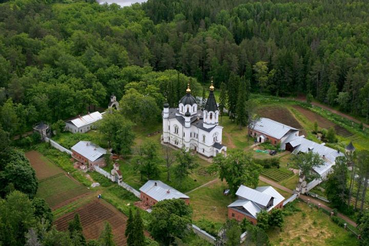 Скит Всех Святых, вид с птичьего полета.