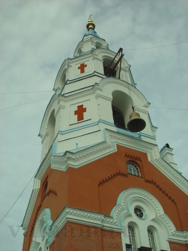 Общий вид, погода довольно пасмурная.