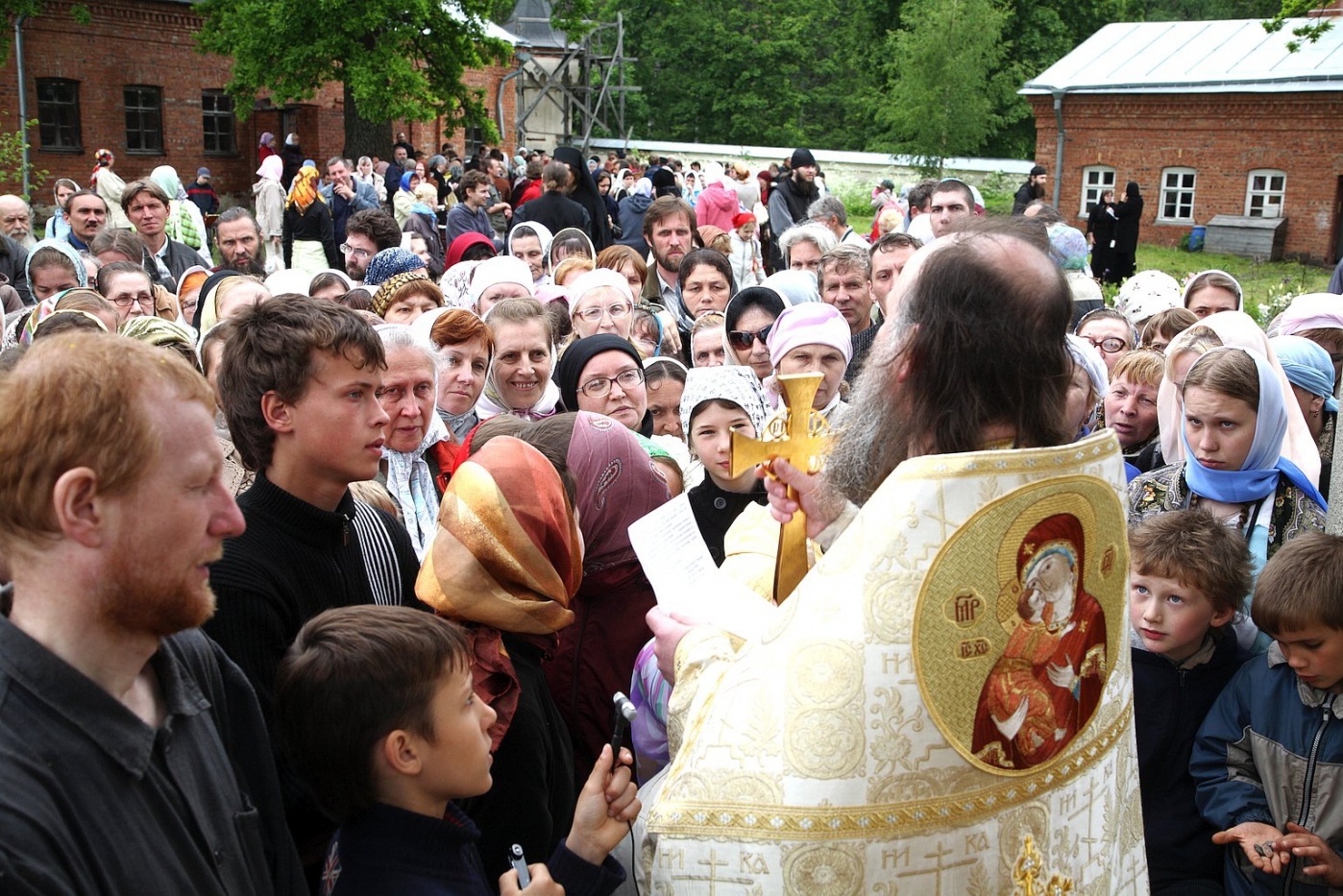 В помощь благочестивому паломнику: о минимальном наборе правил в монастыре