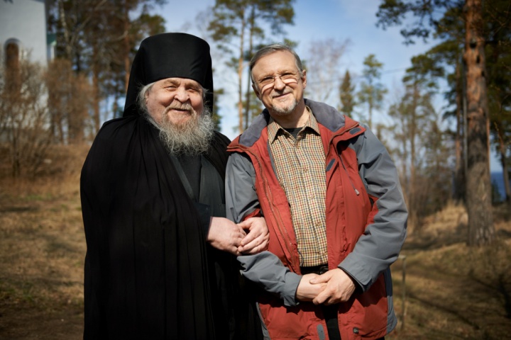  на фото Михаил Шишков