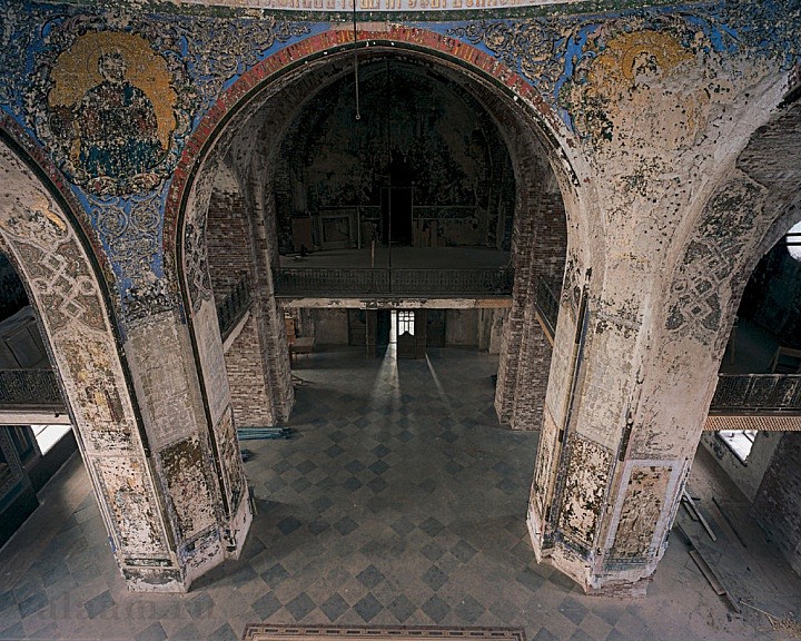 Верхний храм Спасо-Преображенского собора. Фрагмент интерьера. 2002 г.