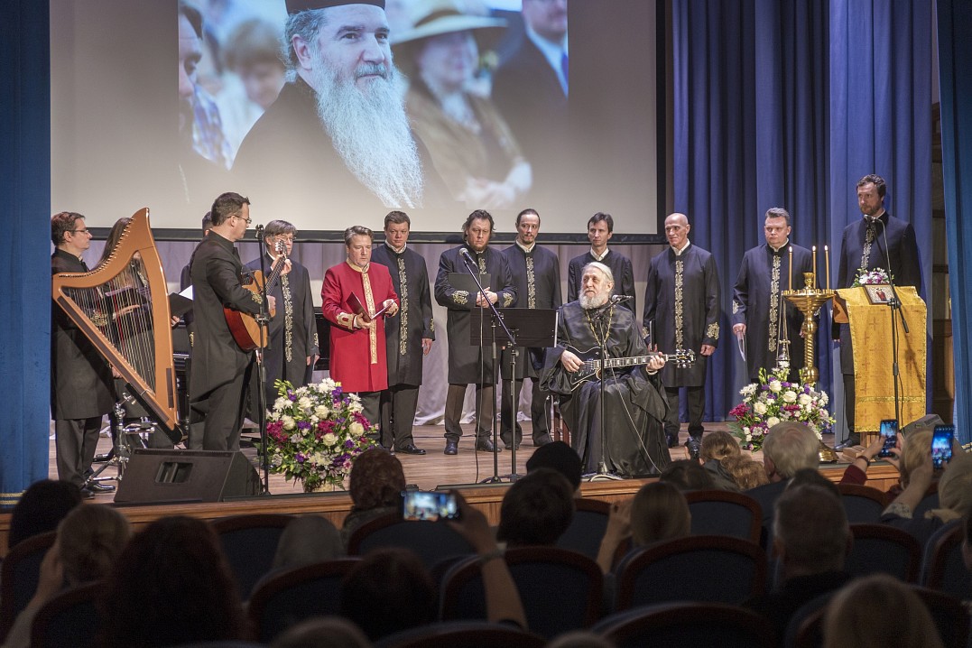 Фото Игоря Сазеева