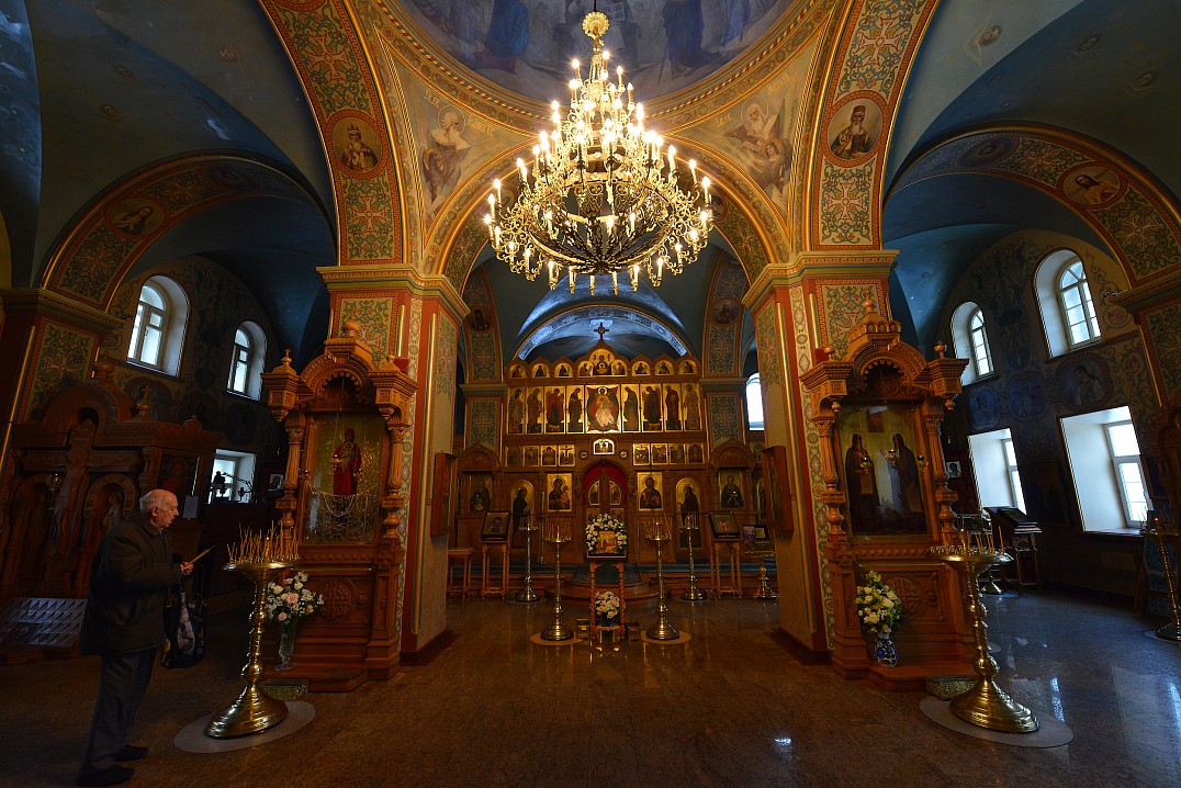 Храм преподобных Сергия и Германа, Валаамских чудотворцев (верхний храм подворья)