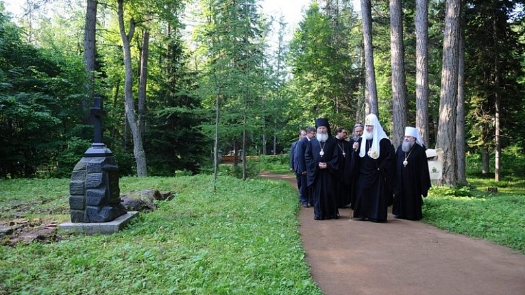 Предстоятель Русской Церкви прибыл на Валаам, 2010