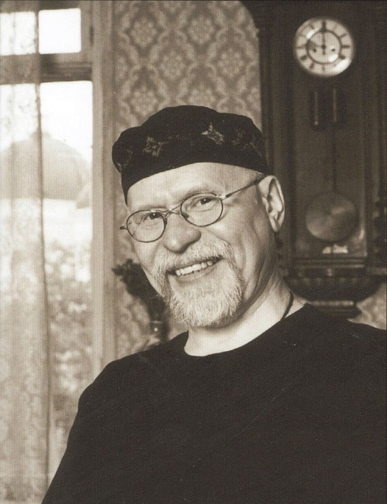 Юрий Константинович Люкшин. График, живописец, иллюстратор книг, искусствовед, педагог.