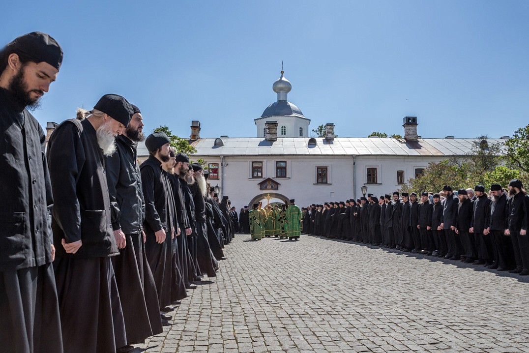 Встреча Патриарха, Илья Тимин