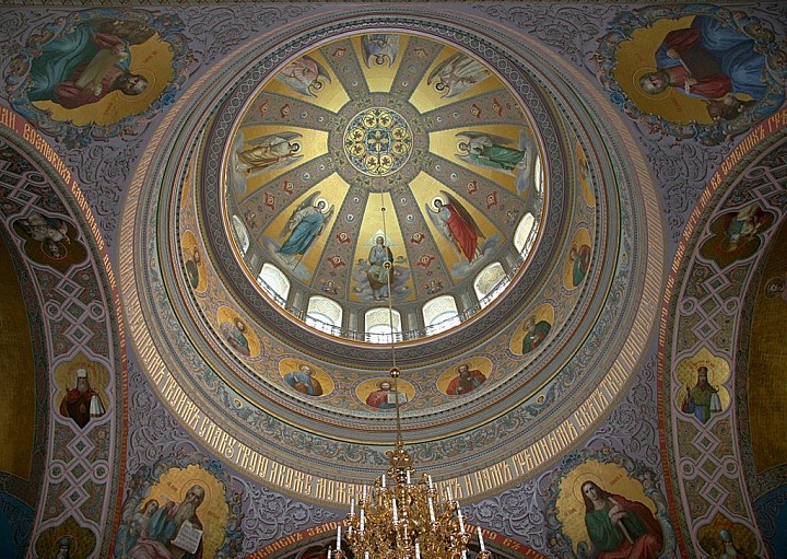 Общий вид росписи купола верхнего храма собора, после реставрации, 2005 год.