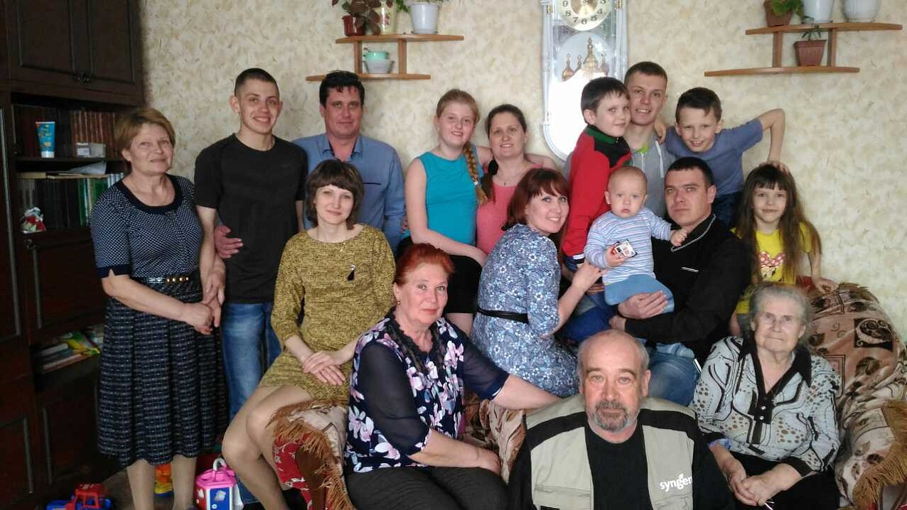 Семья. Последняя Пасха 2017 года.