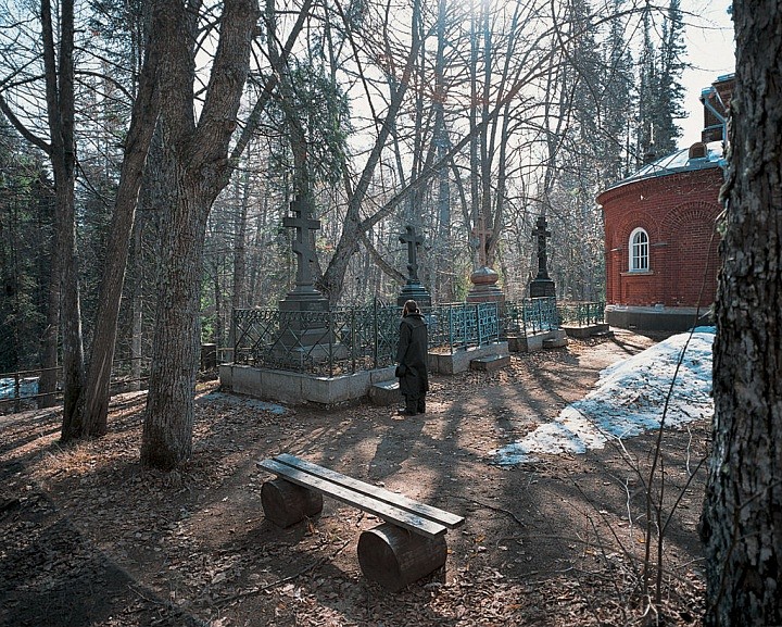 Игуменское кладбище. 2003 г.