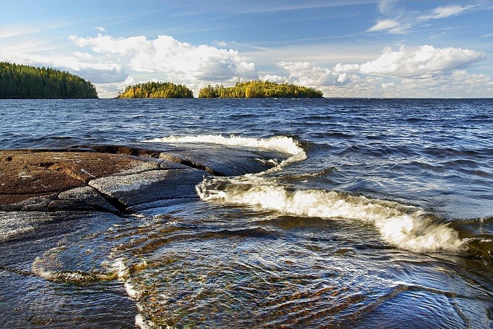 Ладога проснулась