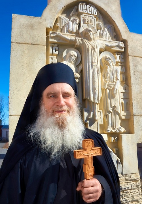 Новый монах