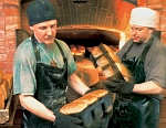Выпечка хлеба. 2004 г.