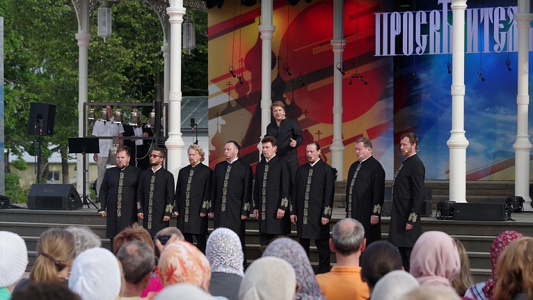 Александр Бордак. Исполняя древние распевы