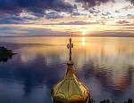 Никольский скит считается жемчужиной Валаама, самым красивым и лаконичным по своей форме...