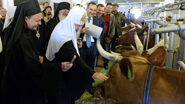  Летопись монастыря 2015 год: Патриарх Кирилл посетил монастырскую ферму на Валааме