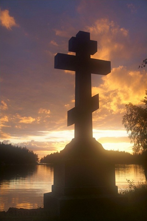 Поклонный крест, в Никоновой бухте