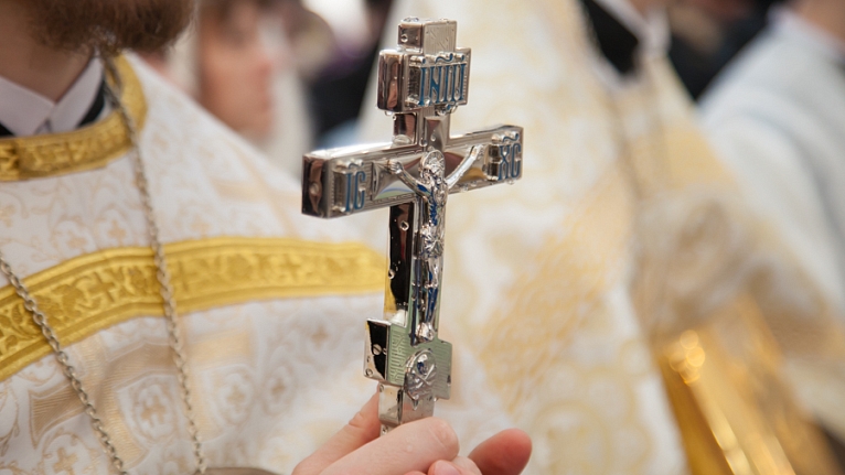 Как помочь себе и другим при утрате близкого человека?