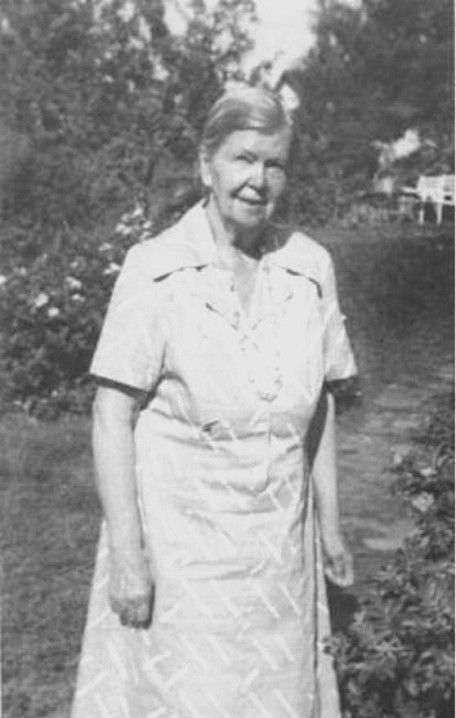 Вера Запевалова, которая около 30 лет бескорыстно ухаживала за Анной, получившей увечья в железнодорожной катастрофе.