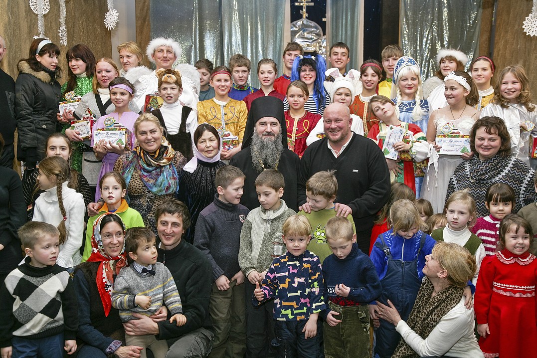 Рождественский вечер в Валаамском ДК. Фото Павла Козионова, 7 января 2008