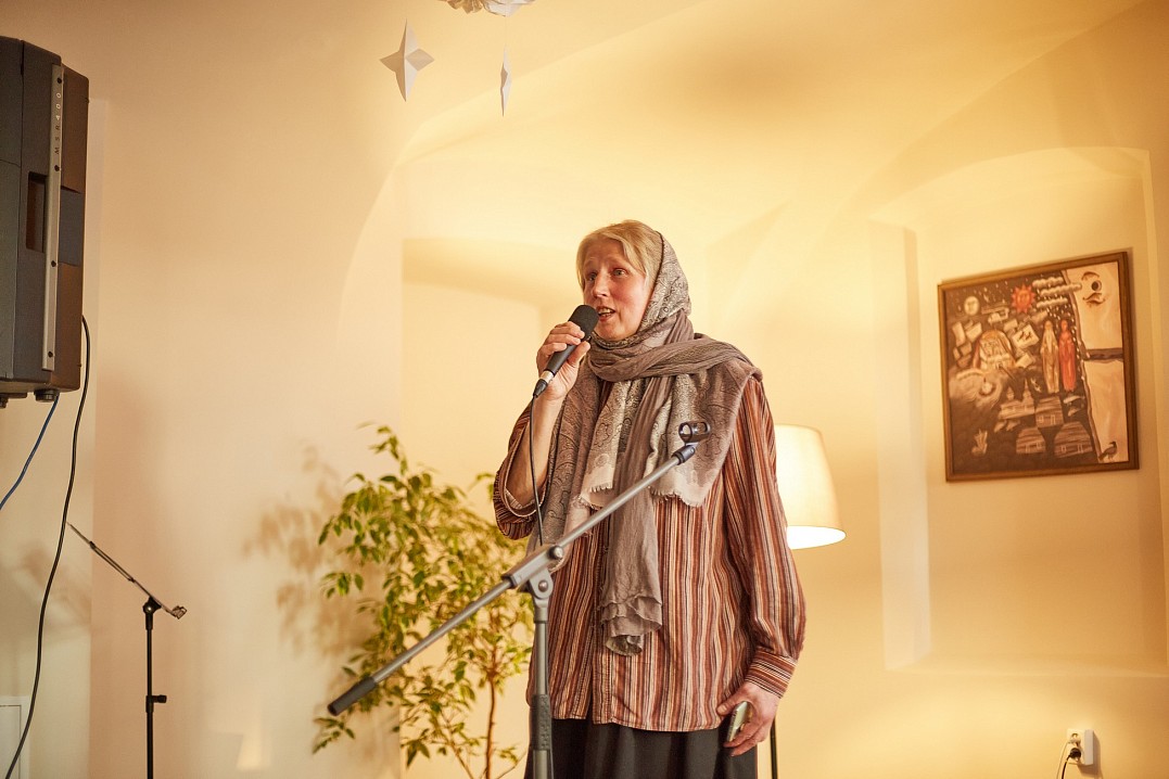 Елена Николаевна Груздева, жительница острова, музыкант