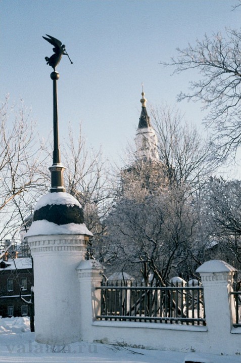 Ограда старого братского кладбища. 1991 г.