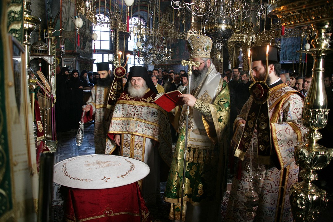 Афон. Монастырь Ватопед. Панигир преподобного Евдокима (Саввы) Ватопедского (5 октября по ст. ст.). Освящение колива.