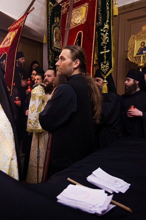 Его победа не сделала Его ни более великим, ни более живым, ни более богатым; но сделала таковыми нас.