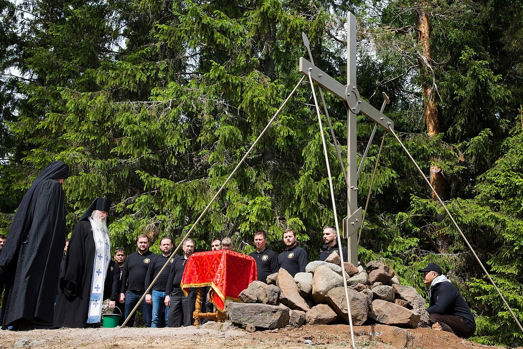 Я сторонник творческого поиска устроения монашеской общины: считаю, что каждая обитель должна найти для себя оптимальный монастырский устав.