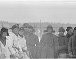 Красноармейцы и финские военные. Кухто, 13-14 марта 1940 г.