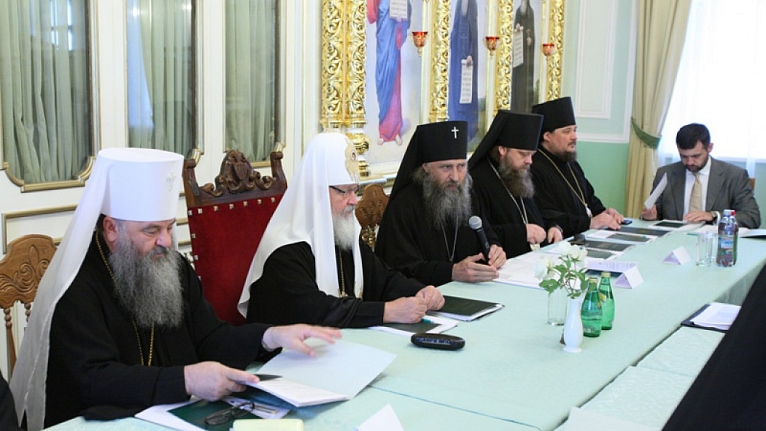 Заседание Комиссии Межсоборного присутствия по делам монастырей. 2010