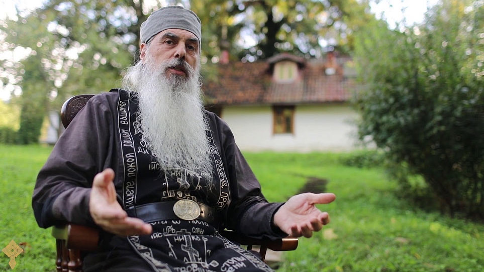 На вопросы отвечает Игумена N.: "О книге в горах Кавказа"