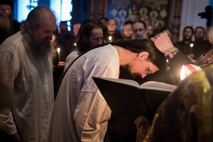 Пострижение волос совершается, чтобы 