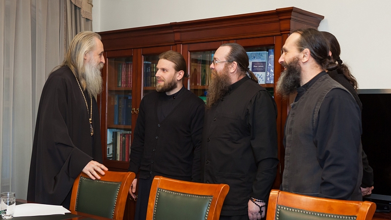 Собеседование архиепископа Феогноста с насельниками обители