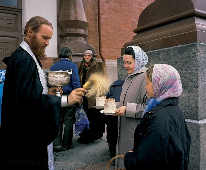 Пасхальное освящение. 2002 г.