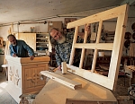 В столярной мастерской. 2001 г.