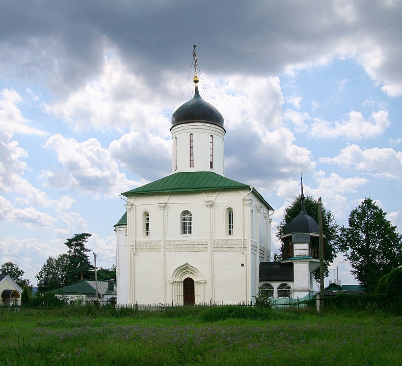 Звенигород, Храм Успения Божией Матери на Городке (фото: «Викисклад» — https://commons.wikimedia.org)