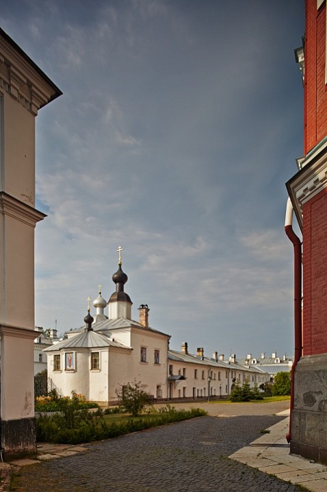 Вид на храм Валаамской иконы Божией Матери