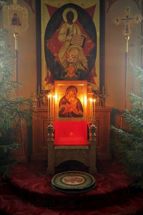 Горнее место в алтре собора