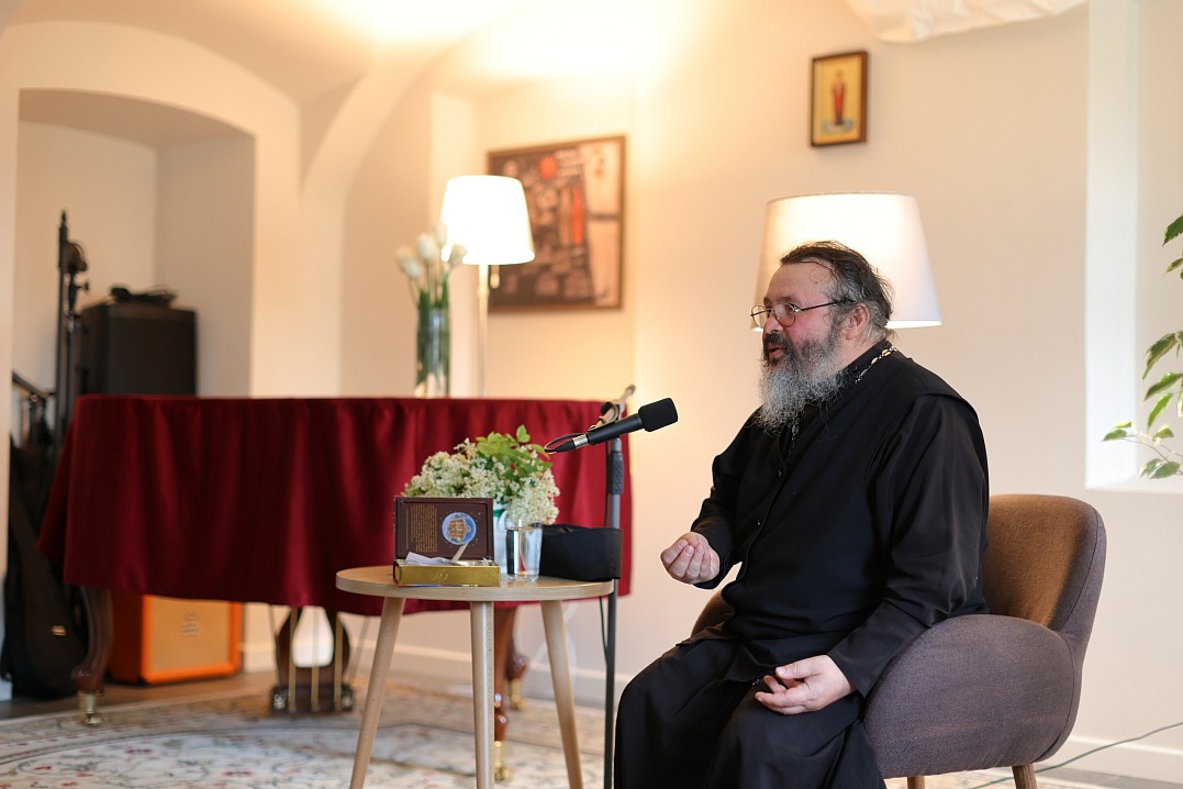 Беседа для гостей и трудников в Доме Паломника 