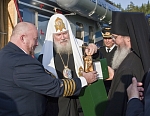 Благословение от Патриарха Алексия II после освящения Владимирского скита. Фото Павла Козионова, 21 сентября 2008