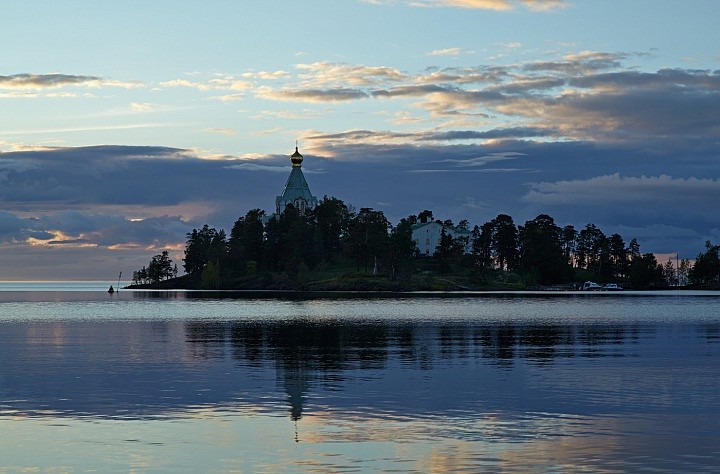 Вид на Никольский скит